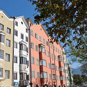 Maximilian In Old Town Apartamento