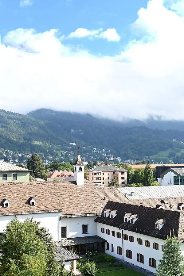 Hotel Schwarzer Adler Innsbruck 4*,