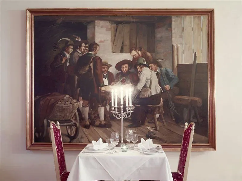 Hotel Schwarzer Adler Innsbruck 4*,  Áustria