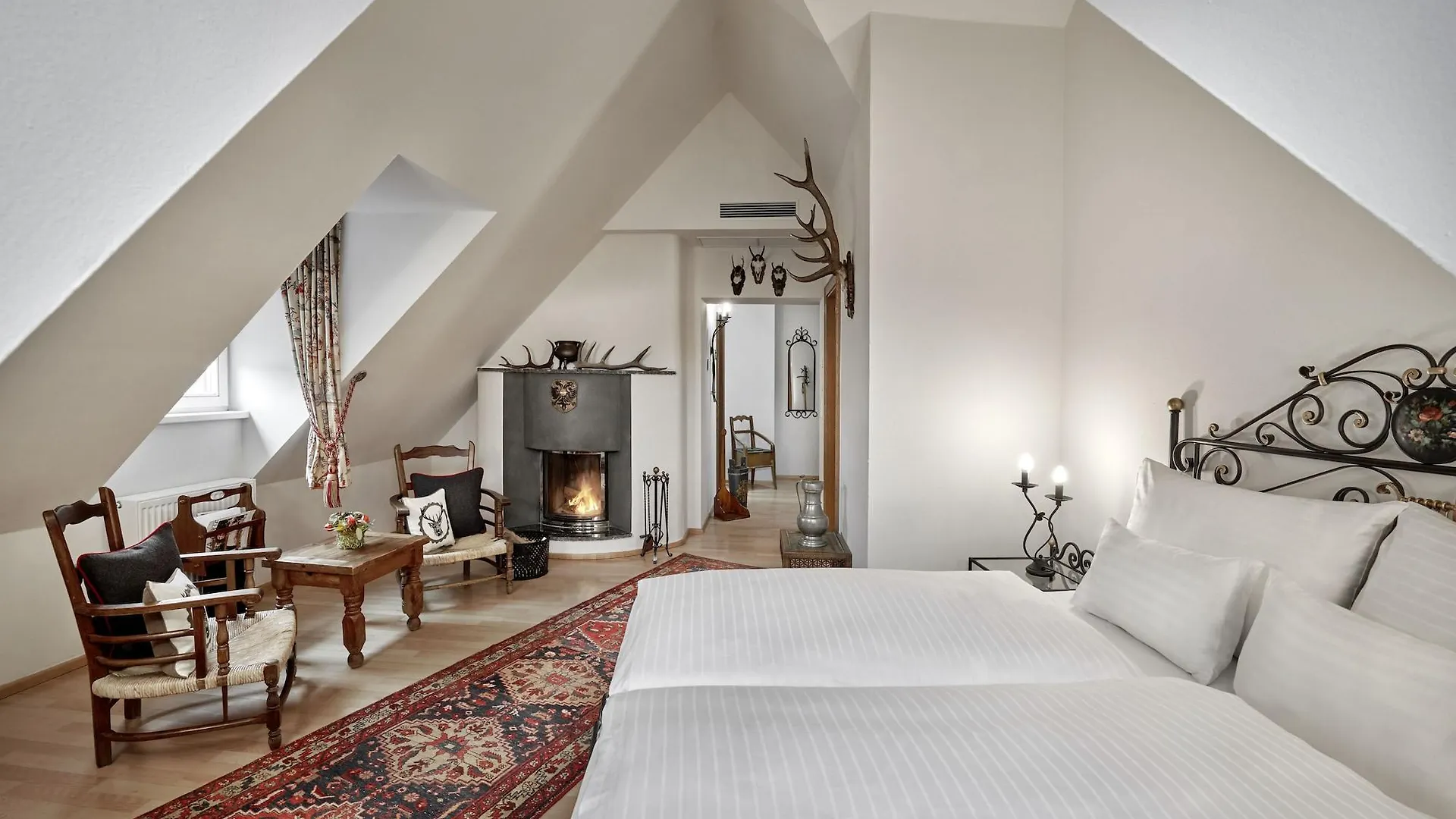 Hotel Schwarzer Adler Инсбрук