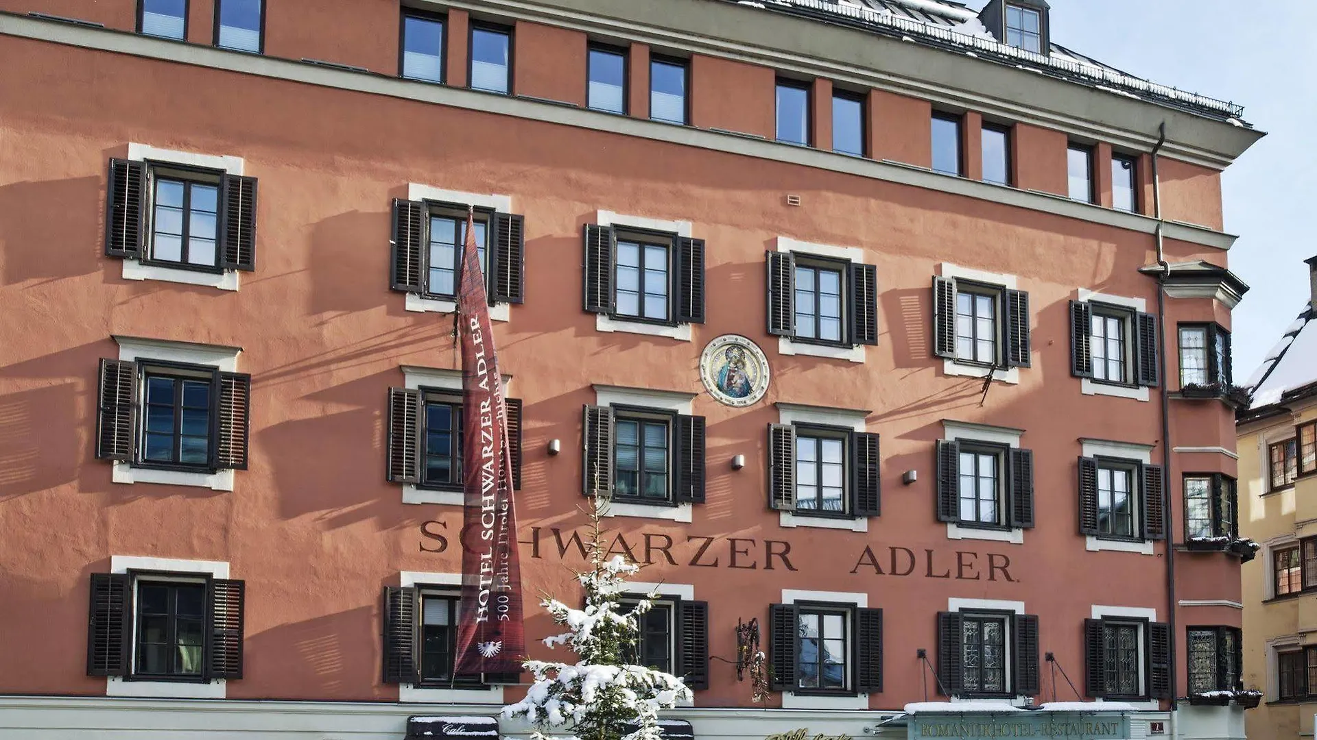 Hotel Schwarzer Adler Инсбрук 4*,  Австрия